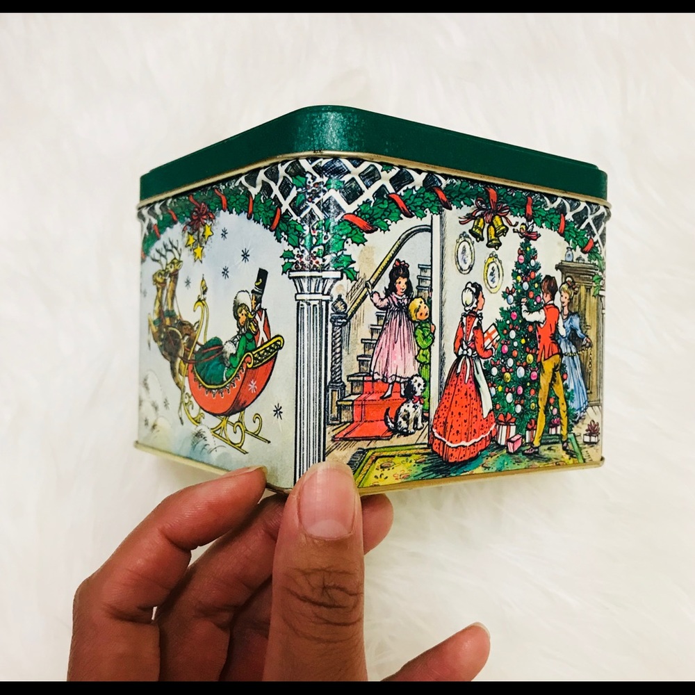 1900’s Christmas Print tin box - Picture 1 of 5